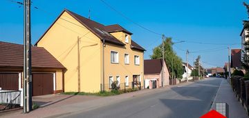 Gogolin-dom z ogrodem i pomieszczeniami gosp.