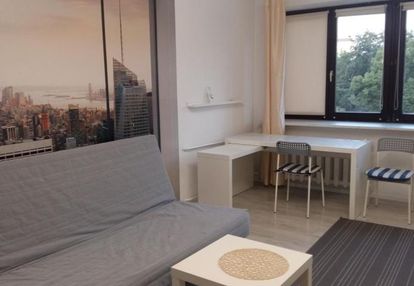 2 duże pokoje z balkonem, ścisłe centrum, parking, od 1 sierpnia