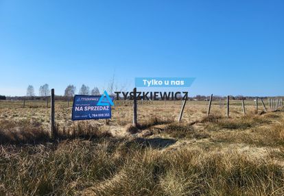 Zielone działki w nadmorskiej miejscowości