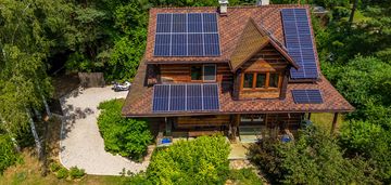 Ekologiczny i klimatyczny dom pod warszawą