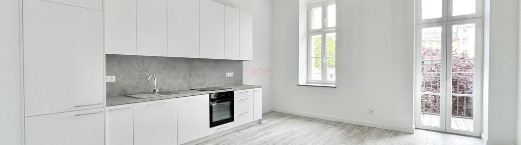 3 pokoje w pięknej kamienicy | centrum