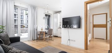 Jasny apartament z ogródkiem | zabłocie