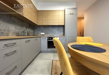 2-stronne | 2 balkony | parking | ostatnie piętro