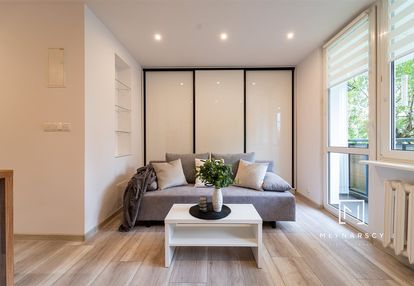 Balkon | parking za szlabanem | wapienica