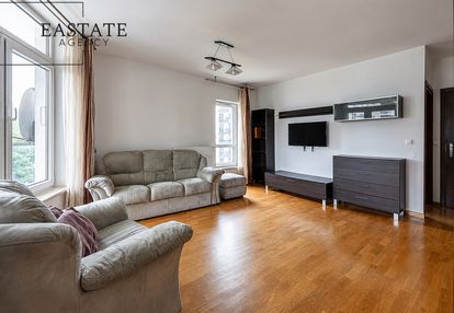 Funkcjonalne | duży balkon | osiedle przy banderii