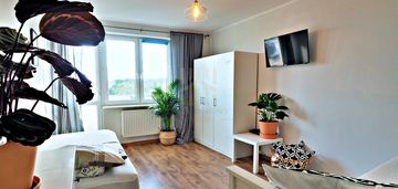 Widok na morze,2 niezależne pokoje+kuchnia,balkon