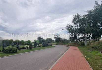 Świetne dzialki z mediami w ciekawej lokalizacji