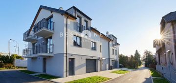 Gotowe trzypokojowe mieszkanie z dużym garażem