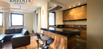 Balkon/parking/siłownia i sauna/blisko metra!