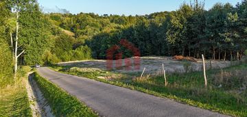 Górzyste działki idealne pod domek rekreacyjny,las