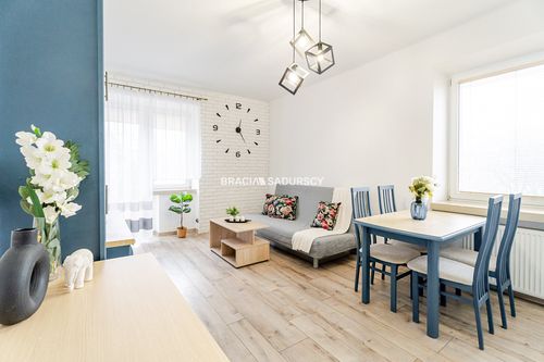 Os. urocze, 2pok., nowa huta, jasne, do wejścia