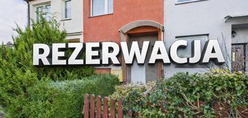 Dom szeregowy + działka + garaż = 3 w 1.