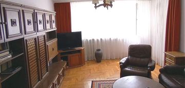 Atrakcyjne mieszkanie 4pokojowe przy parku.