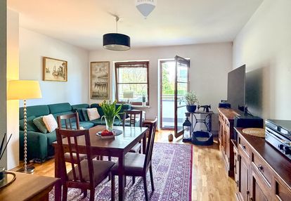 Klimatyczne, duży balkon, blisko terenów zielonych