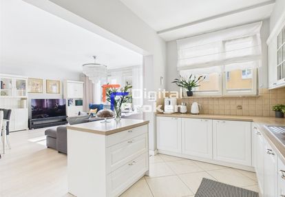 ⭐️zamknięte osiedle⭐️widok z okna na wyścigi⭐️