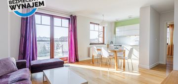 3 pokoje z balkonem, miejscem w hali i piwnicą!