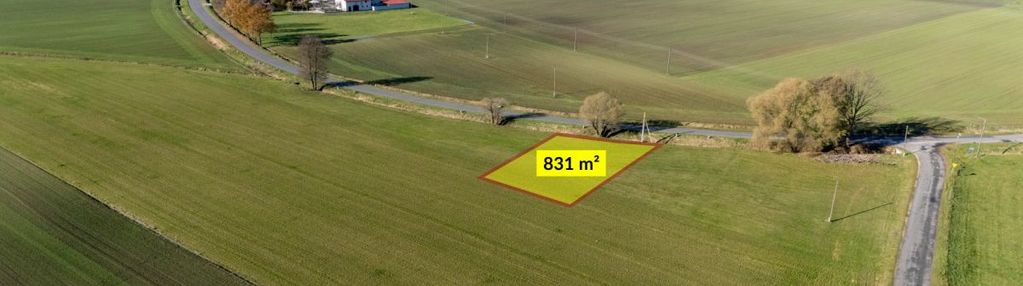 Działka budowlana 831m2 dzielna