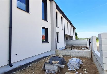 Stan deweloperski *dpełne media *dobry dojazd