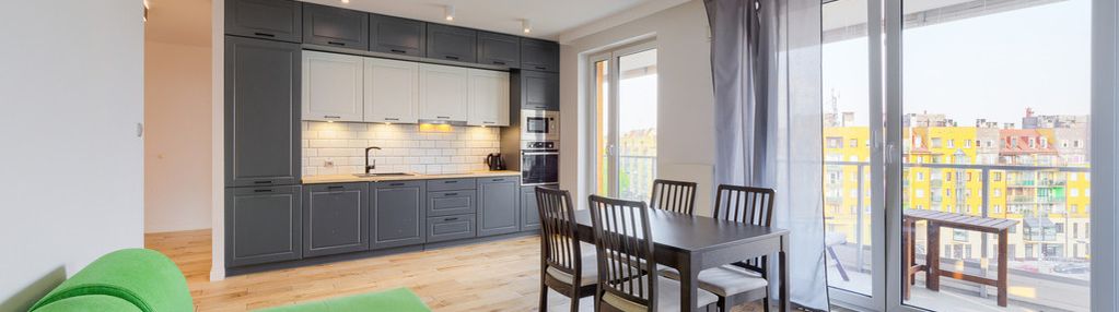 Rozkładowe,słoneczne, 3 pokoje z tarasem w centrum