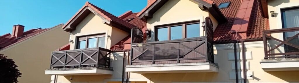 Dwupoziomowe mieszkanie z garażem, do zamieszkania