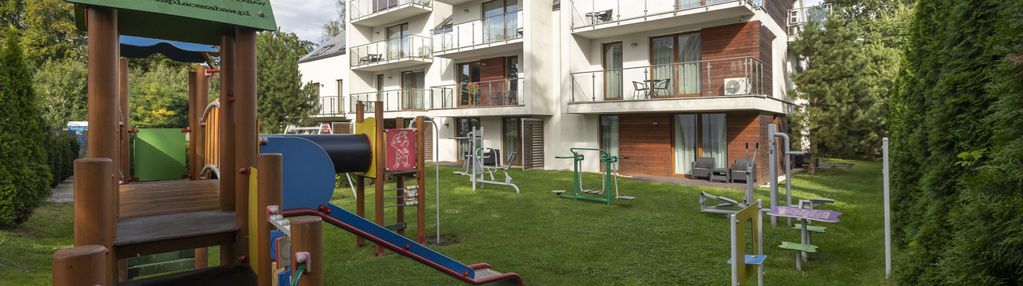 2  niezależne apartamenty hala garażowa 2 balkony