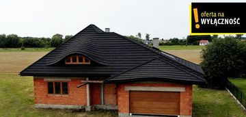 Dom na działce 2161 m2 w łopusznie