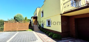 Przestronny dom w zabudowie szeregowej z ogrodem