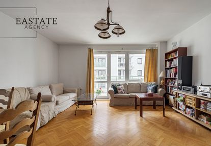 102 m², 4 pokoje, loggia, garaż, dwie łazienki