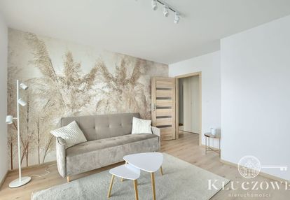 Zupełnie nowe z oddzielną kuchnią