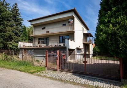 Dom w centrum miejscowości