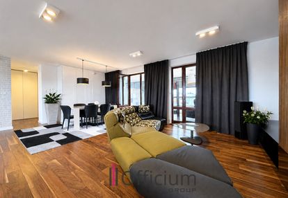 *apartament 148 m², ogród zimowy, dwa msc. post.*