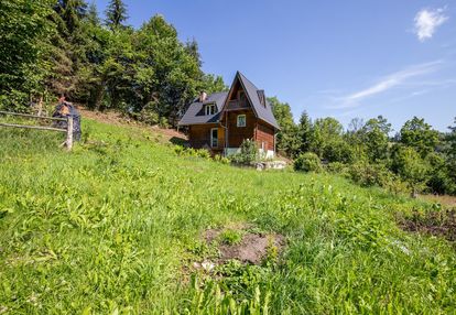 Dom jednorodzinny ok. 100m2., działka 1700m2.