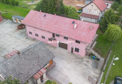 Domek z budynkiem usługowo-produkcyjnym i halą