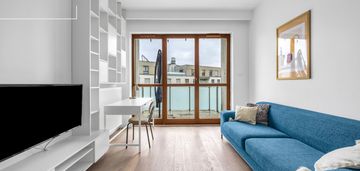 Jasne i ciche mieszkanie | wilanów