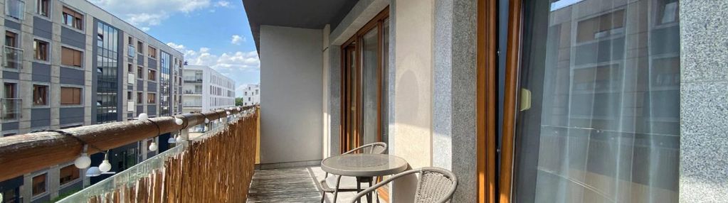 Jasne 2 pokoje z dużym balkonem, podolany
