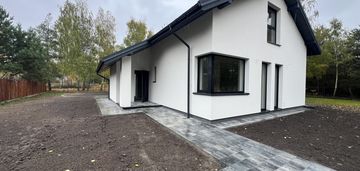 Wolnostojący dom 204 m2 kędzierówka pompa ciepła