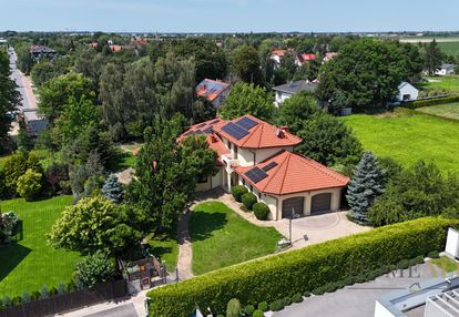 Wspaniała posiadłość w stylu śródziemnomorskim