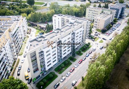 Przestronne pokoje w nowym budownictwie