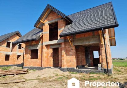 Nowy dom na kameralnym osiedlu, 5 min od miasta!