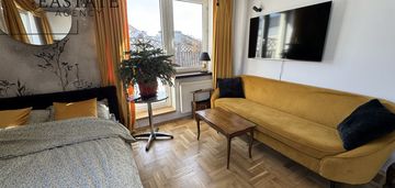 Studio / włochy / wysoki standard