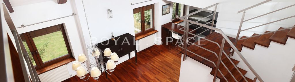 Dom w otoczeniu zieleni | wola justowska