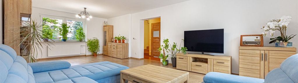 Dom po remoncie/świetny rozkład/dobra lokalizacja