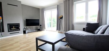 Bliźniak 105,9 m² w gowinie, duża działka 754 m²