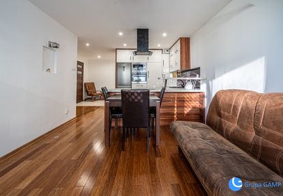 3pok.*57m2*pets friendly, quattro*prądnik czerwony