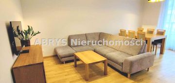 Komfortowy 4-pok. apartament z dwoma balkonami!