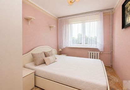 3 pokojowe mieszkanie z balkonem siemiradzkiego