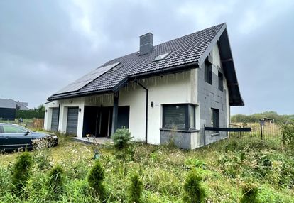 Wolnostojący dom -zawadówka -majdan