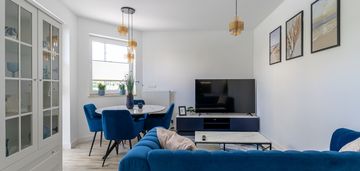 Stylowe 3-pokojowe mieszkanie w nowej kamienicy