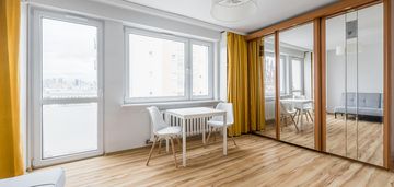 Kawalerka blisko metra - ul.floriańska, stara praga