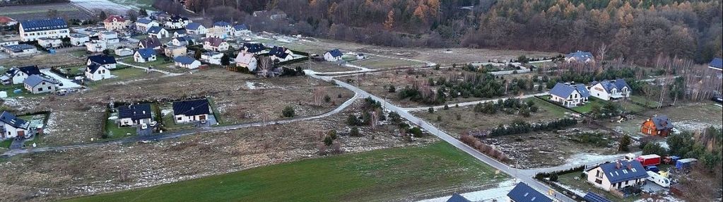 Płaska, uzbrojona działka blisko jeziora! tuchom!